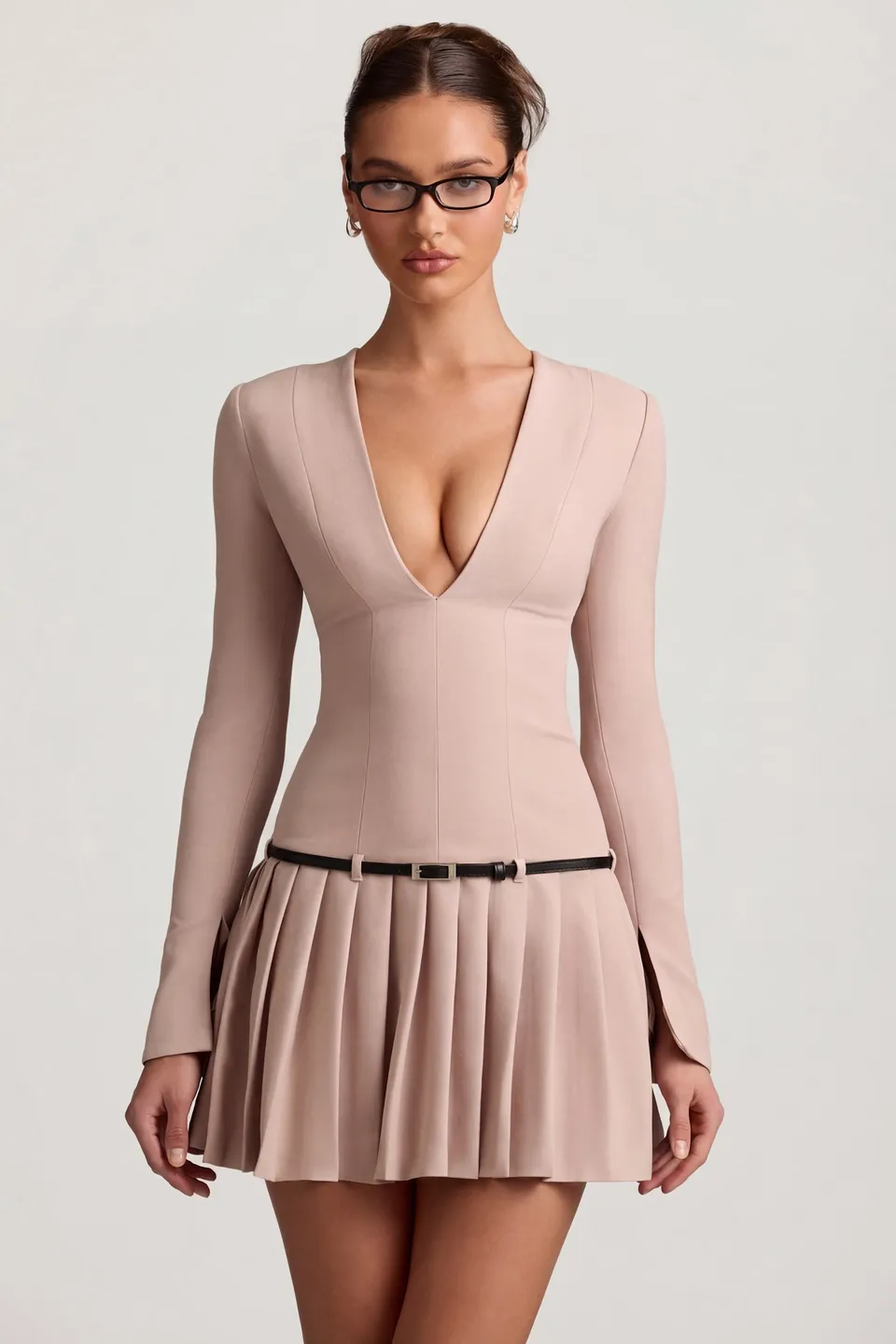 Oh Polly Fiorella robe mini plissée mushroom manches longues