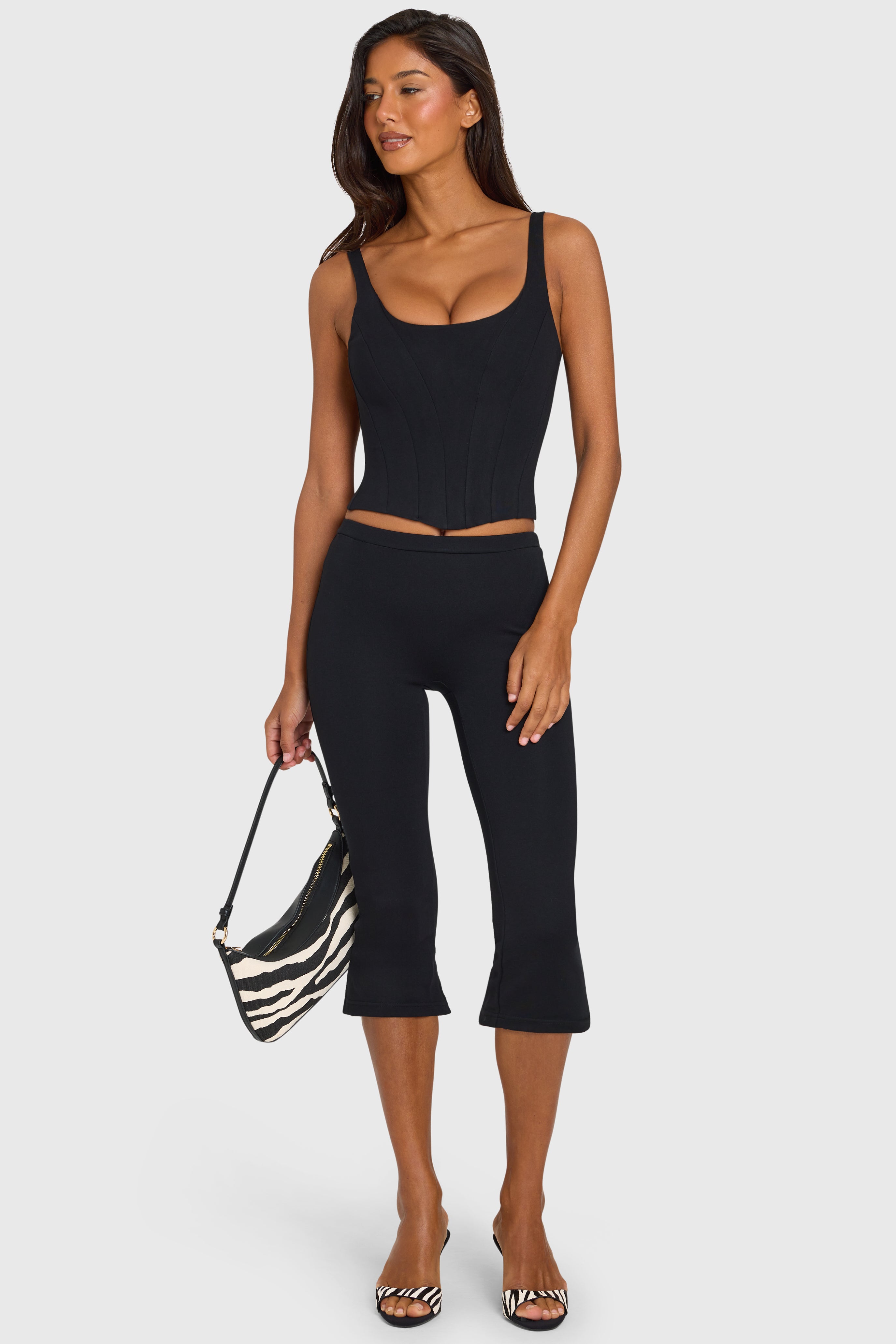 Oh Polly 16783 Legging Capri Noir Ponte Zip