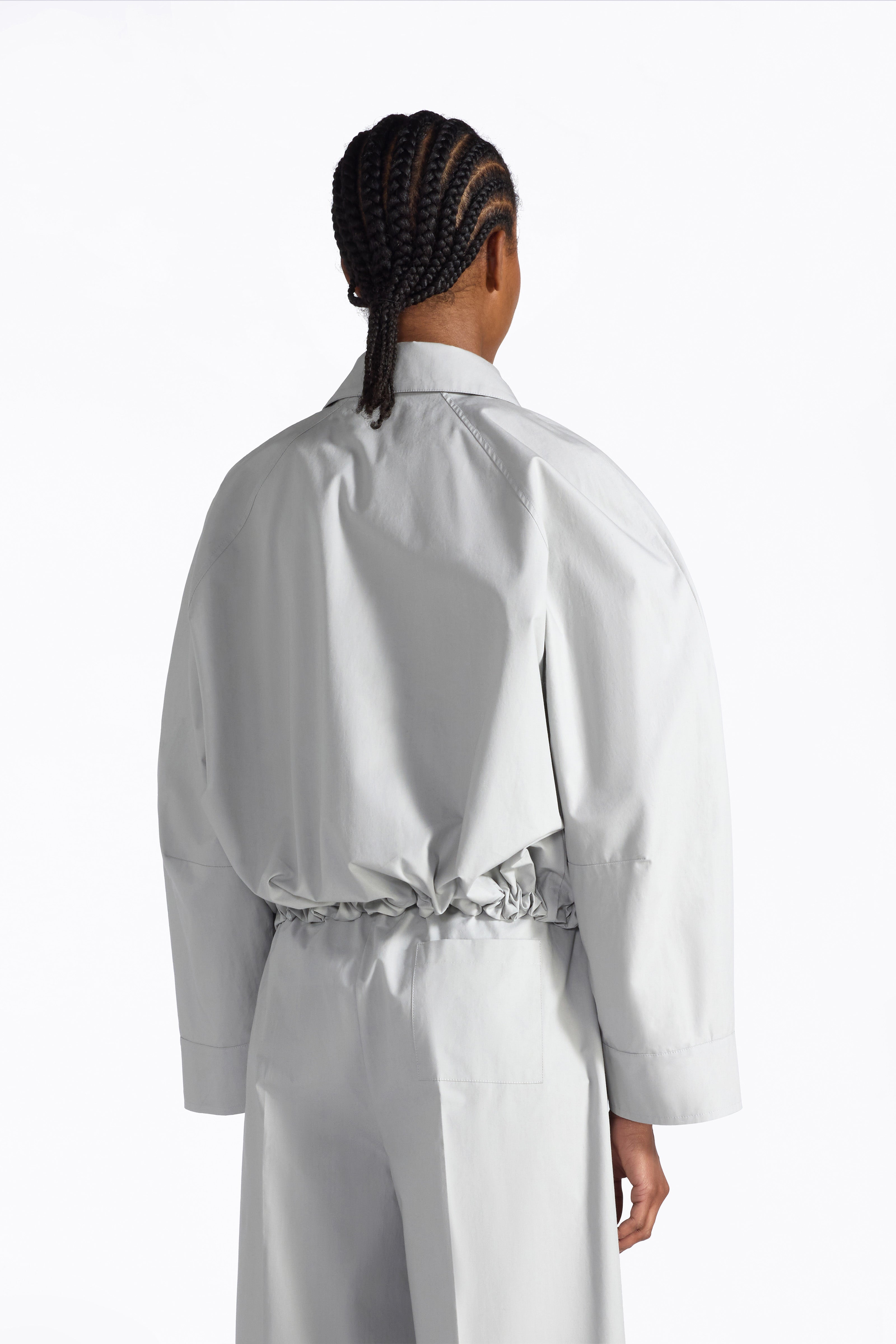 Liviana Conti Patrick veste crop popeline brezza