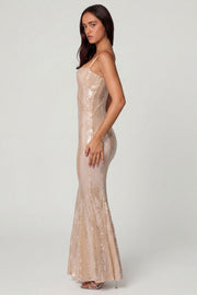 Oh Polly Sima robe longue pêche dentelle sequins