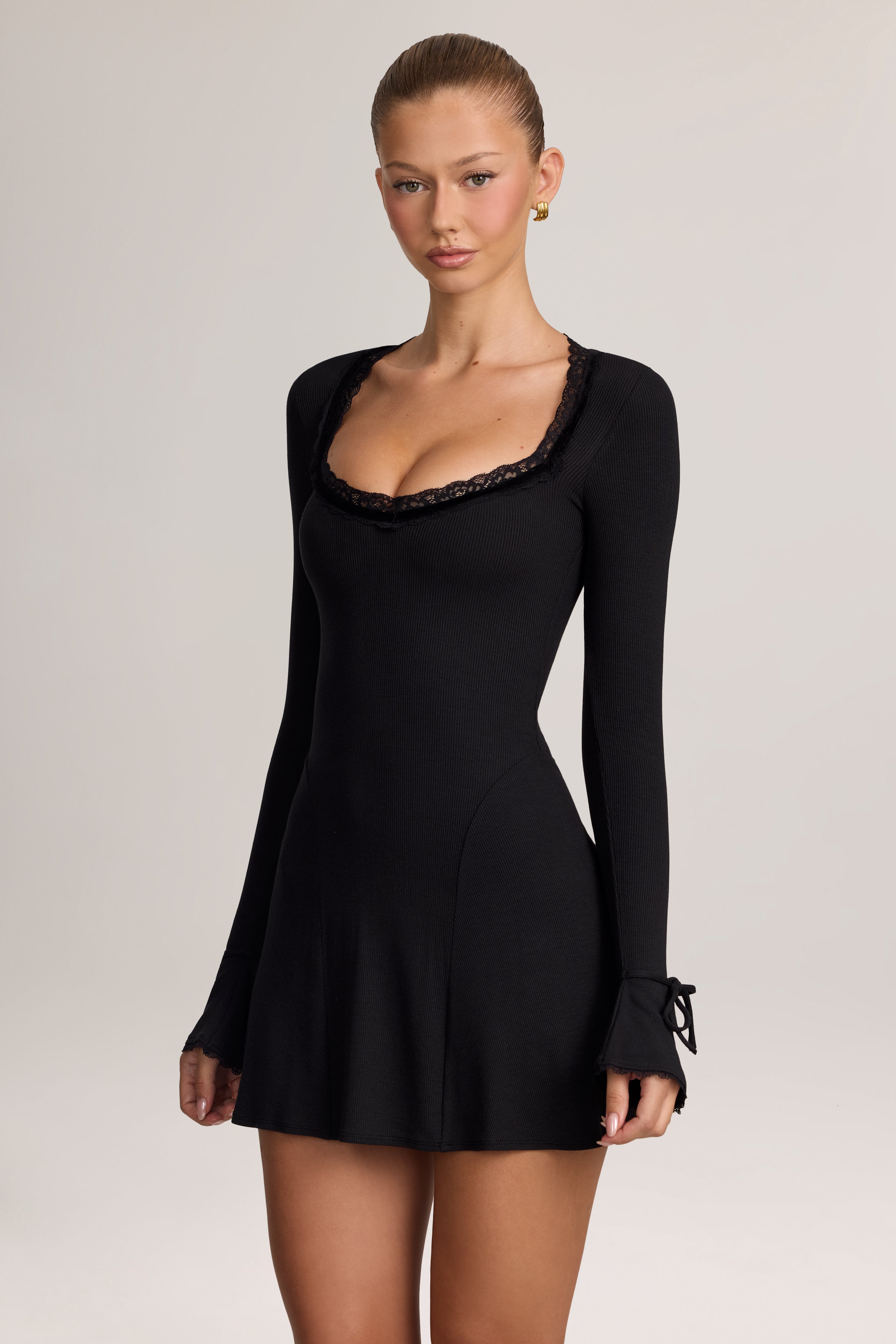 Oh Polly Binkie Mini Robe dentelle Noire modal côtelé