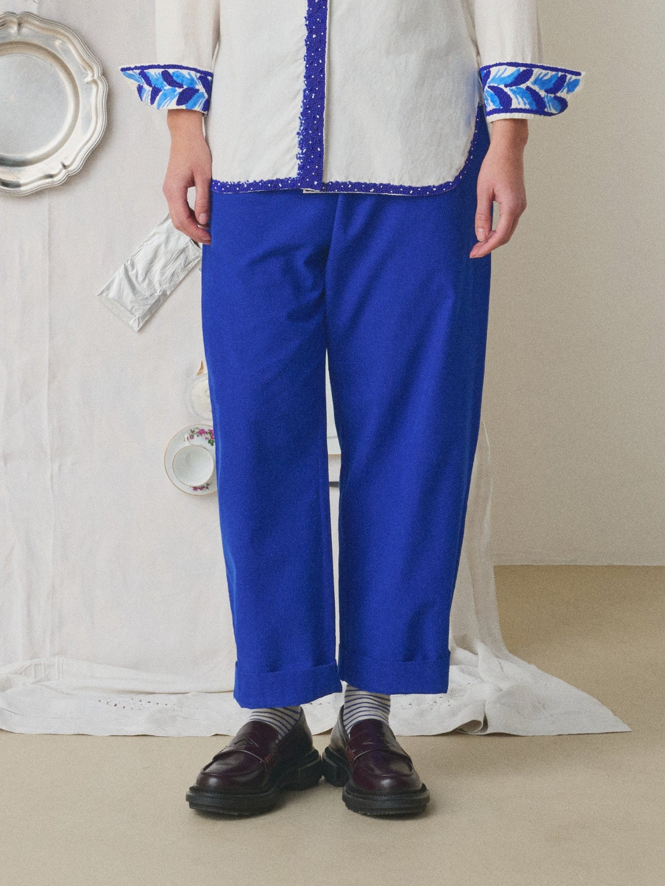 MII Mii à table Pantalon Kika pantalon femme M velours bleu