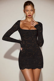 Oh Polly Darla 15400 mini robe dentelle noire manches longues
