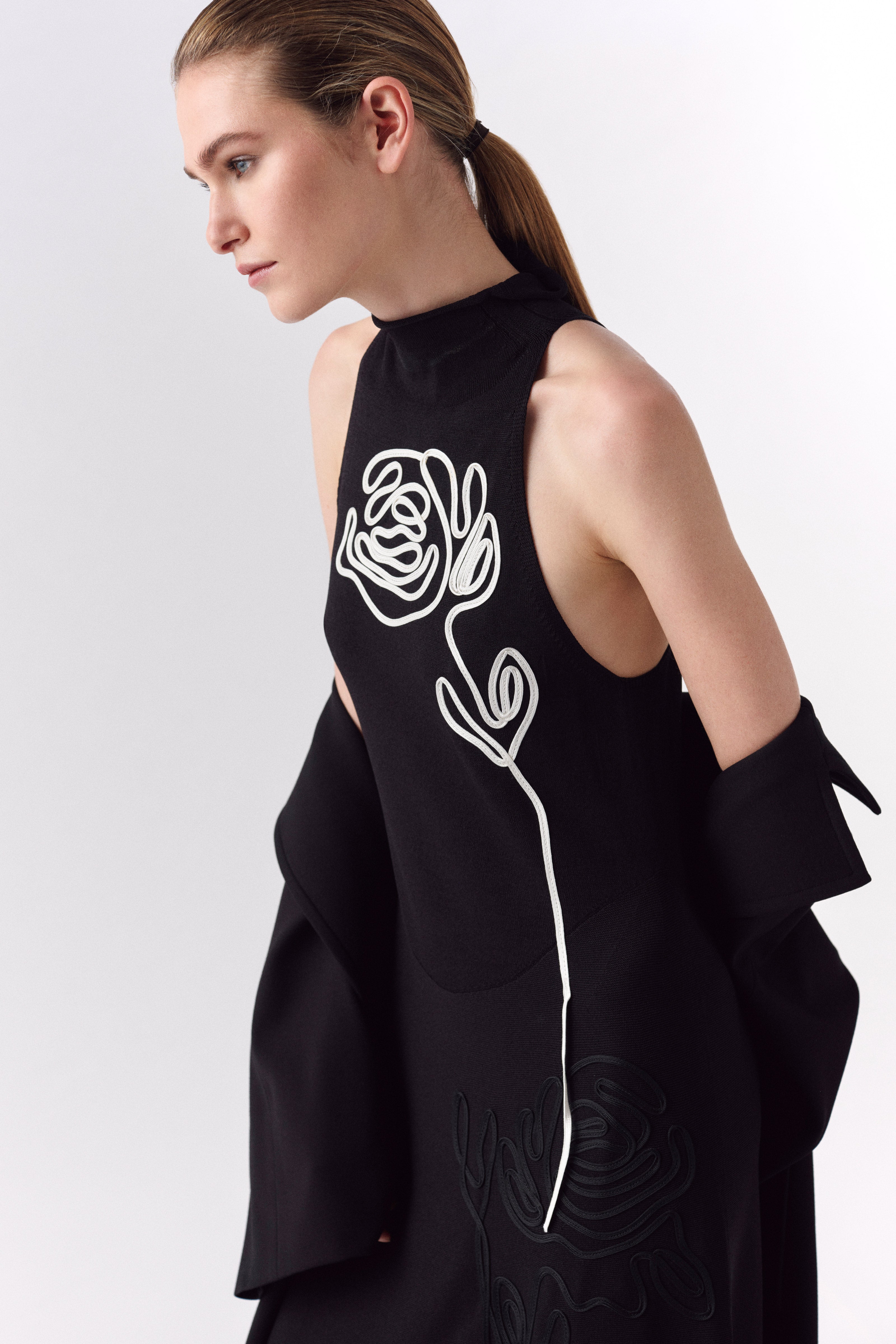 Liviana Conti Gilda robe longue noire viscose brodée