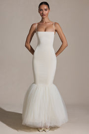 Oh Polly Adelpha Tulle Hem Fishtail Robe longue ivoire satin