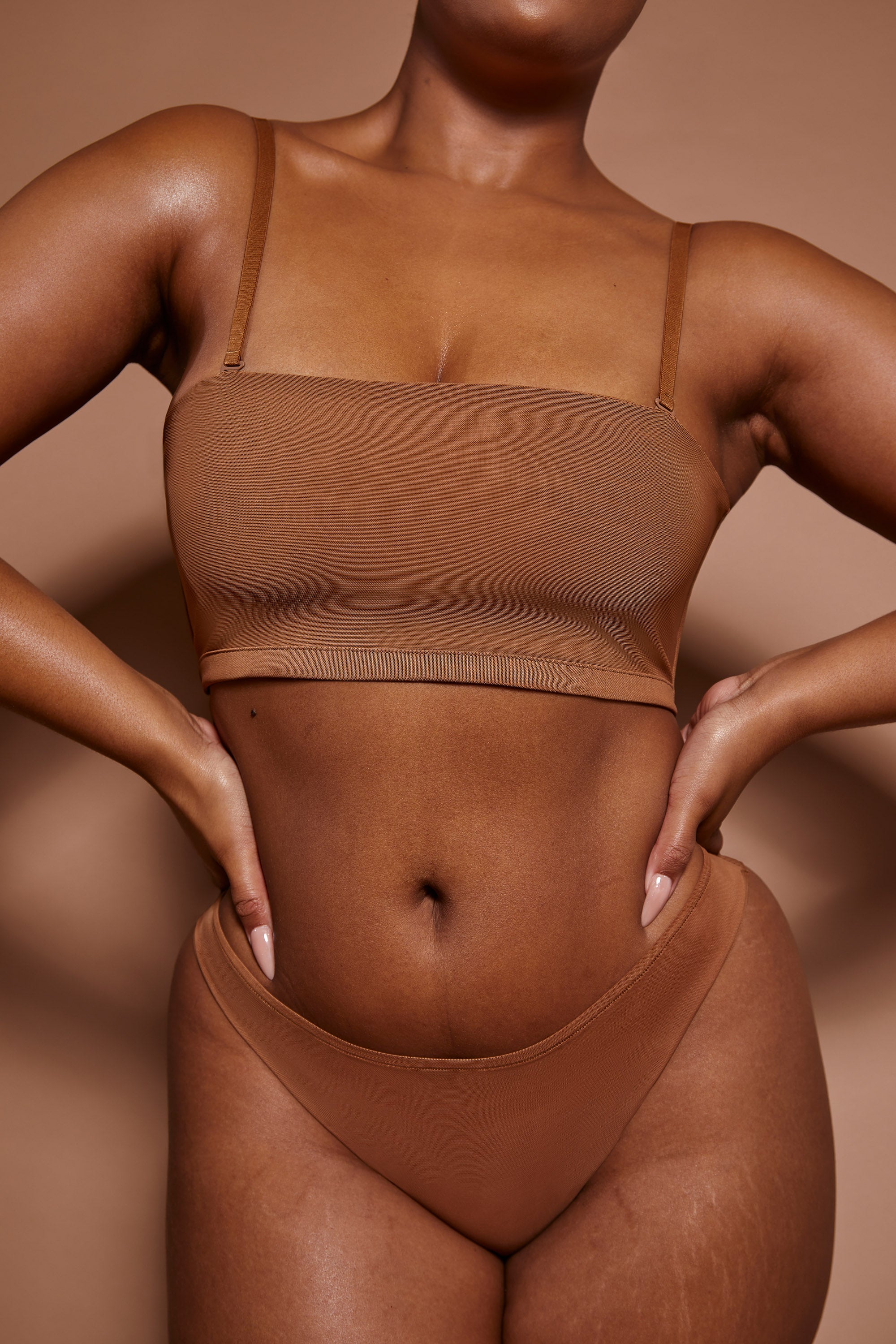 Oh Polly Intimates brassière bandeau amande sans armature
