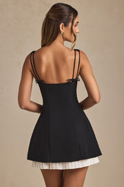 Oh Polly Cressida robe mini plissée noire noeud