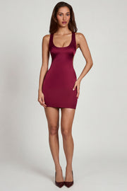 Oh Polly Orsola Mini robe satin rouge vin dos lacé