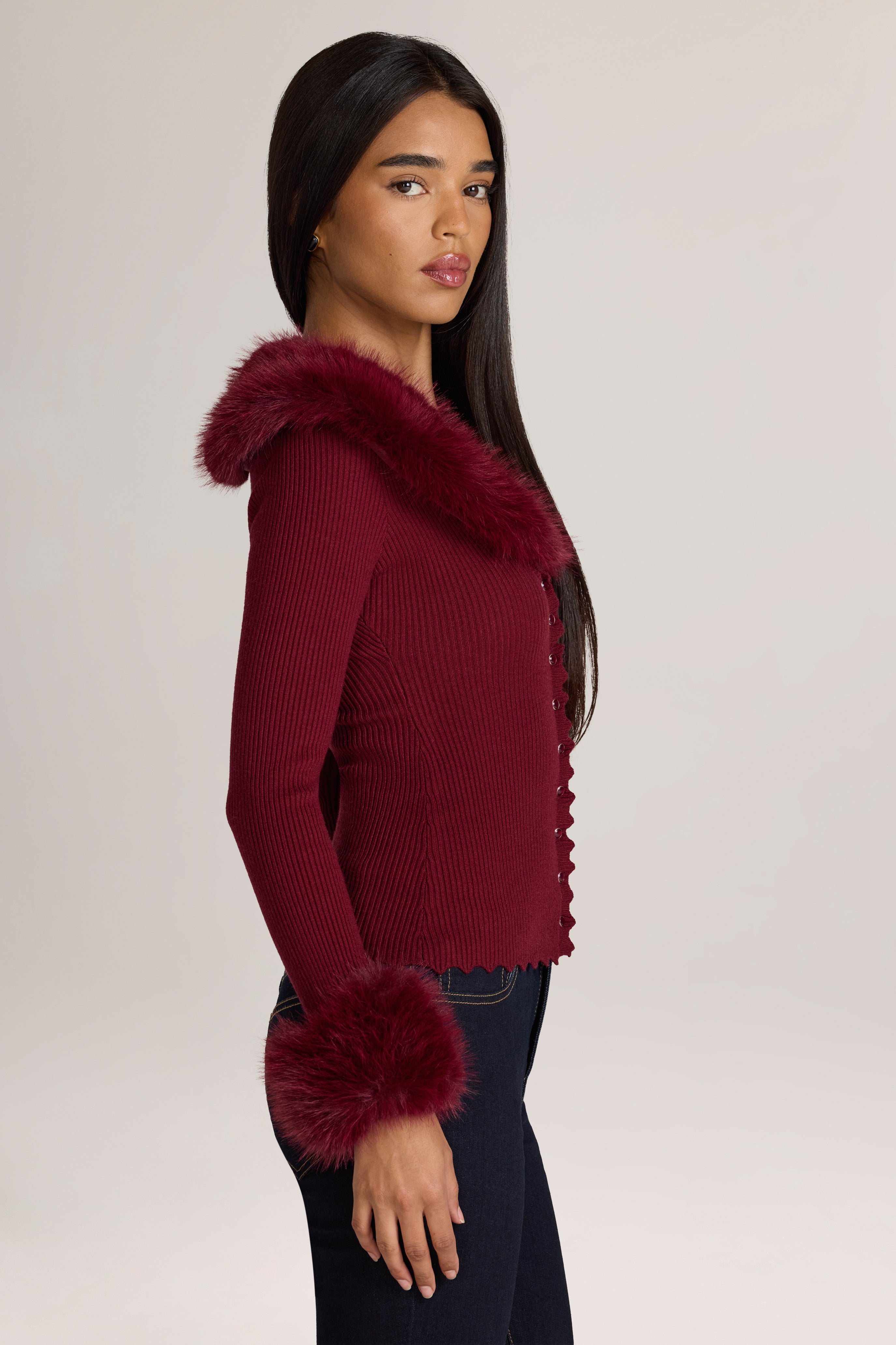Oh Polly Lissie Cardigan Maille Bordeaux Col Fourrure