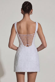 Oh Polly Dominique robe mini blanche satin perles nacre