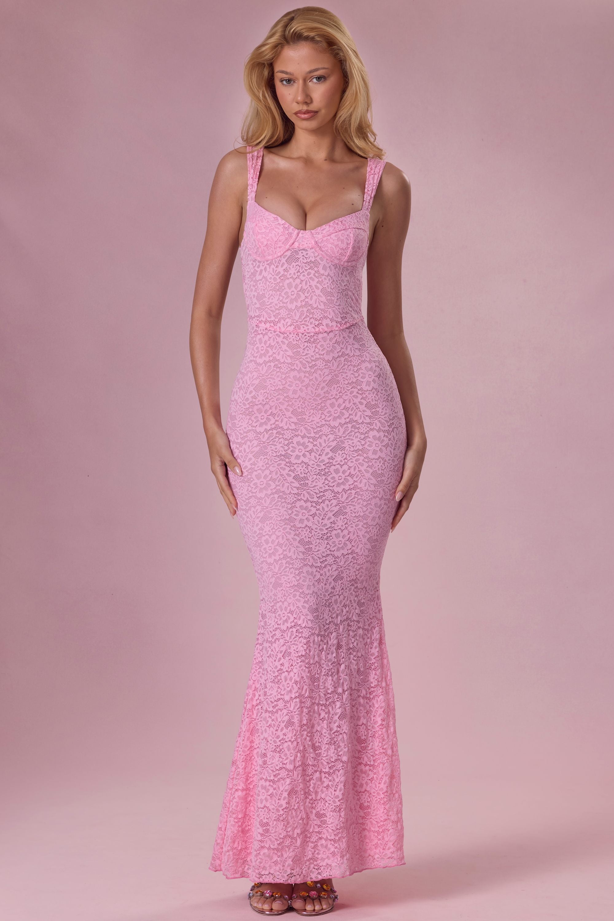 Oh Polly Lillienne robe dentelle rose sirène blush