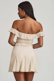 Oh Polly Nahida 13336 mini robe dentelle ivoire épaule dénudée