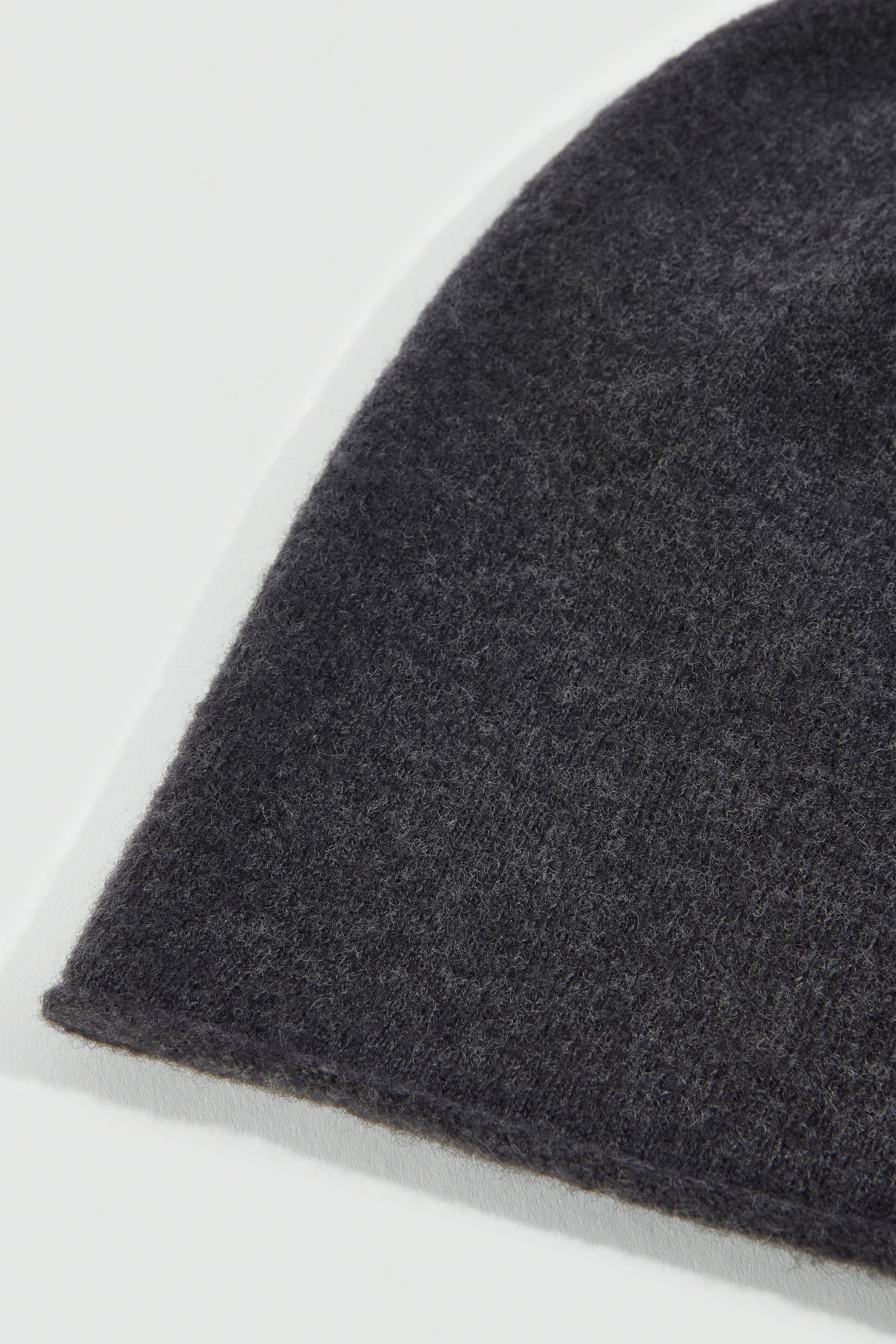 Liviana Conti Josette bonnet laine anthracite unique