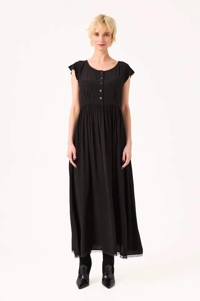 CHICOSOLEIL ROBES Robe NANETTE satin viscose noir brodée