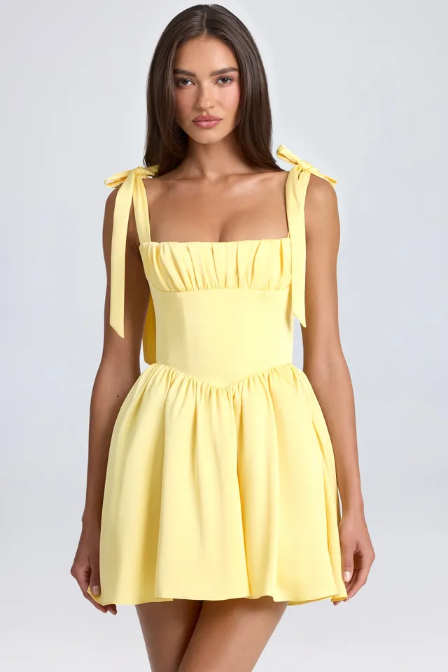 Oh Polly Draped Corset Mini Robe Jaune Satin Dos Lacé