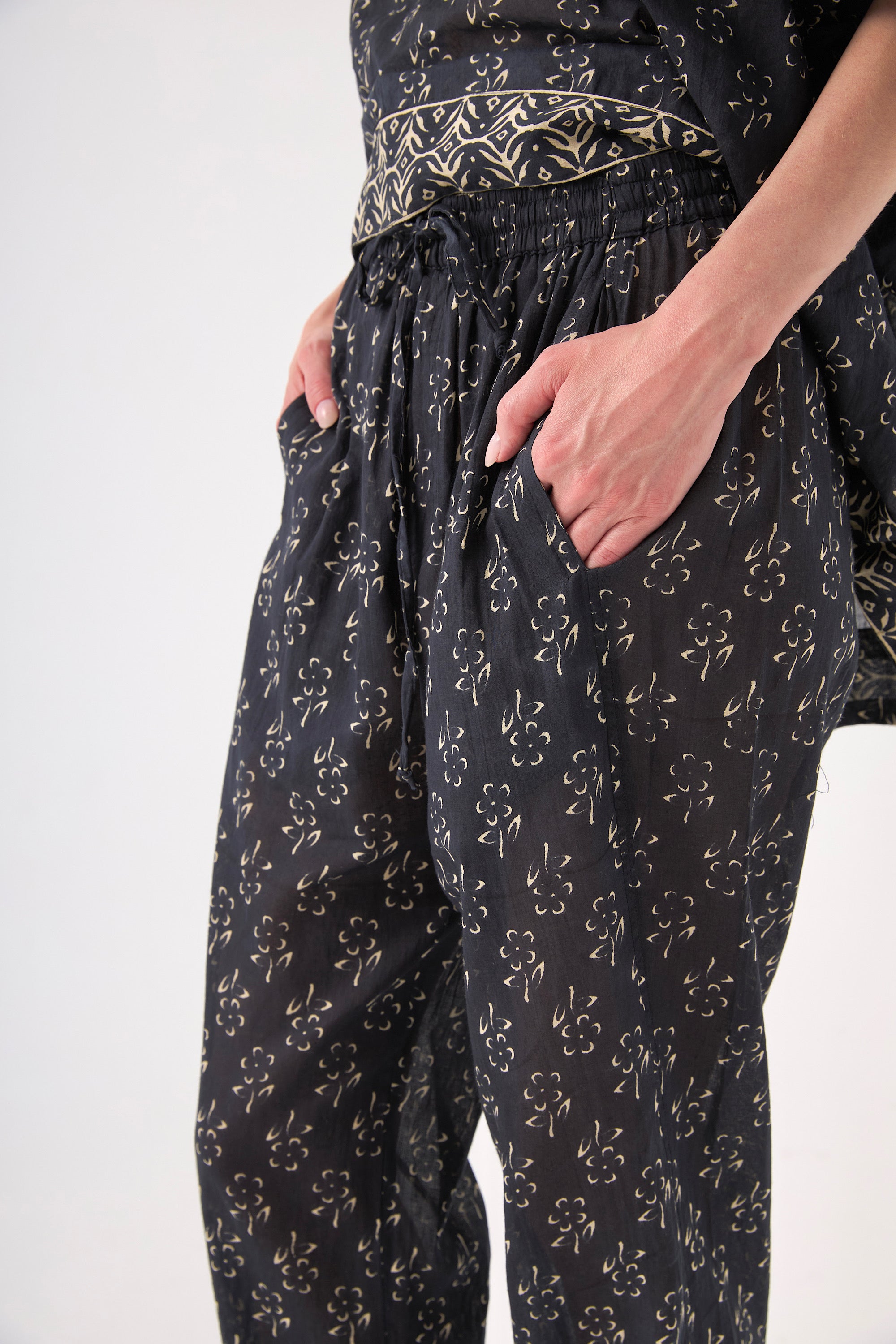 Chicosoleil Bernie pantalon fluide fleurs vagabondes 100% coton