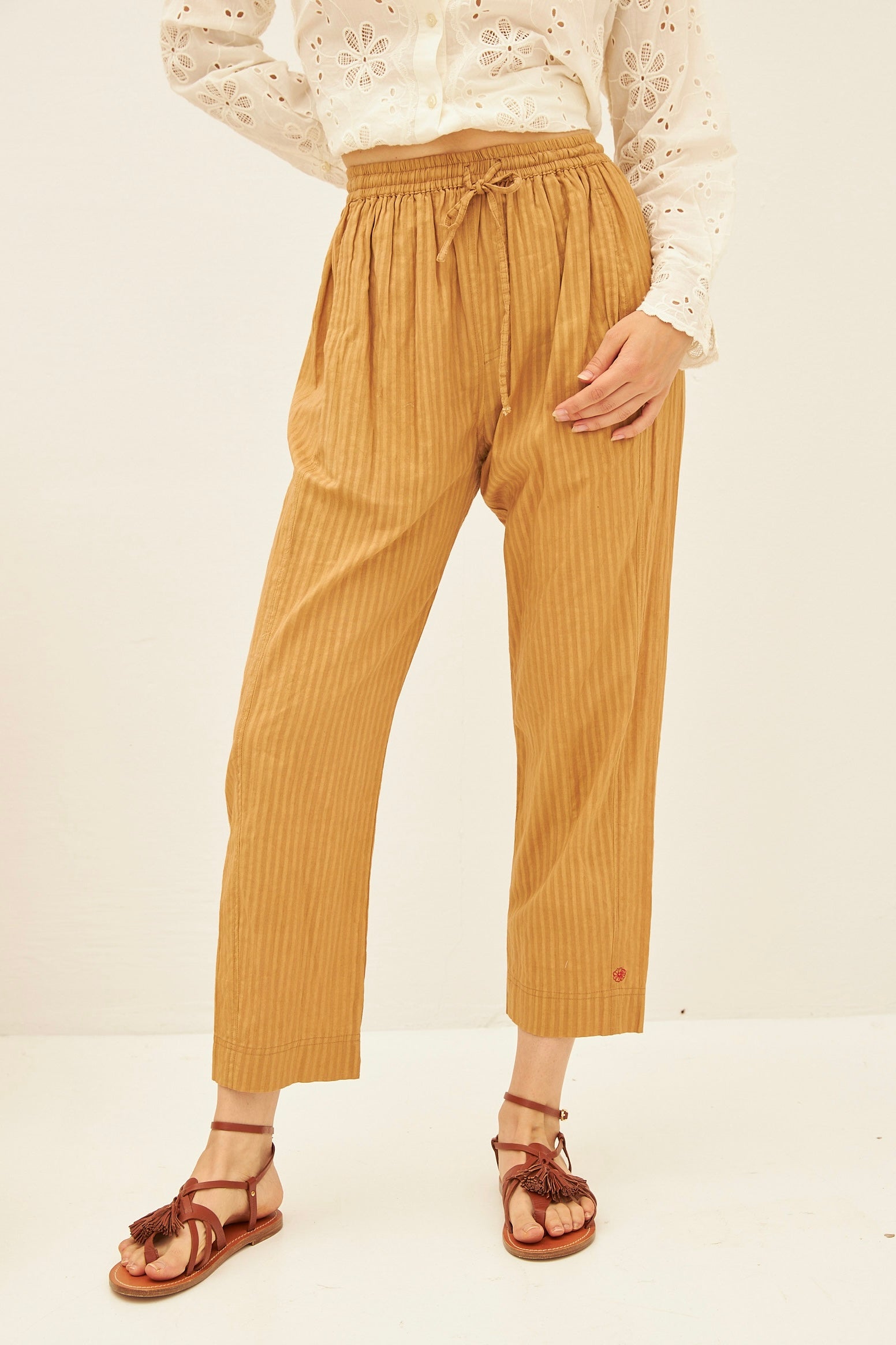 Chicosoleil Bonao pantalon coton beige poches