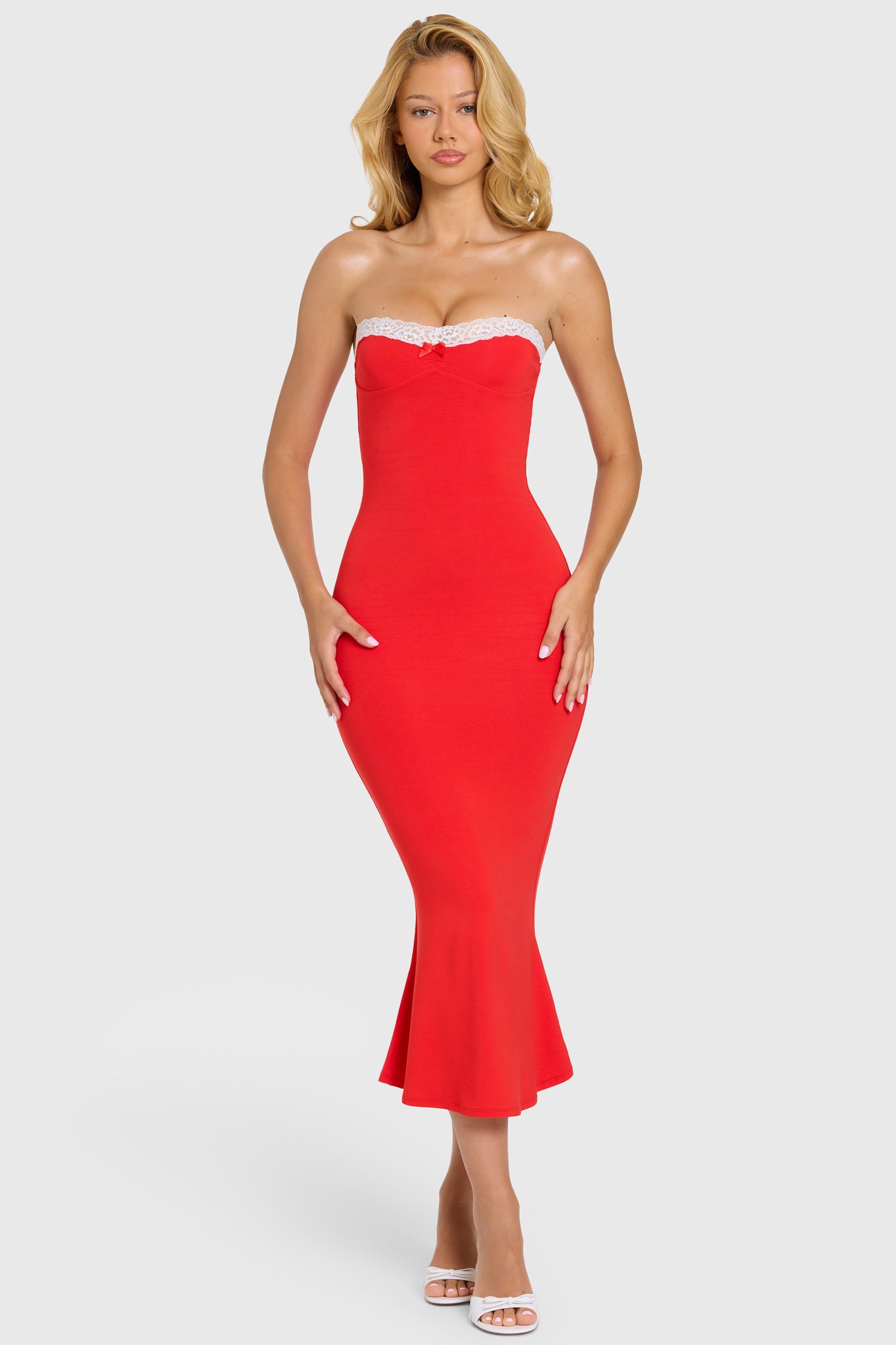 Oh Polly Winslet Robe Bustier Cerise Dentelle Midaxi