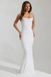 Oh Polly Nivalis robe maxi blanche dos nu à perles