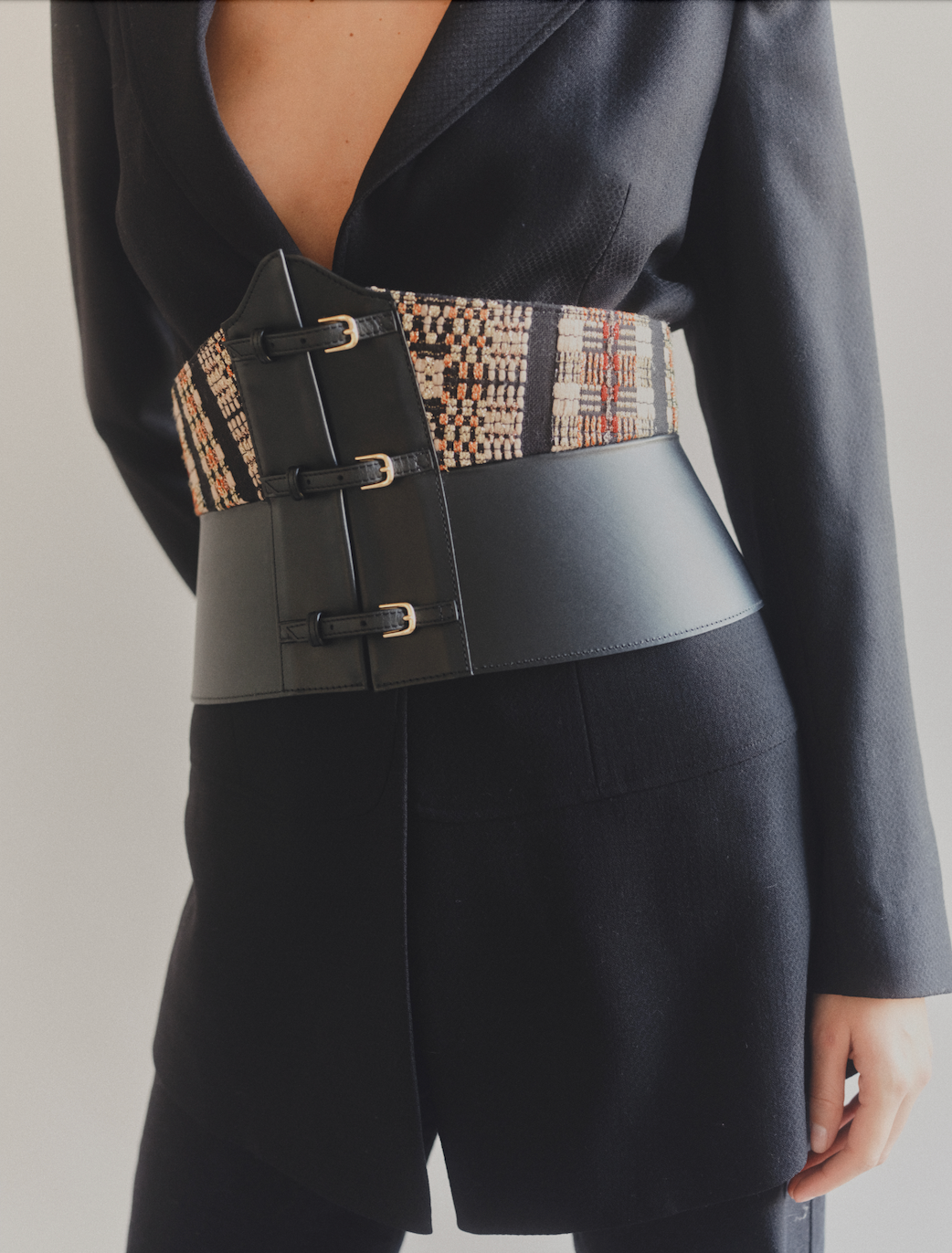The Ethiquette La Couture corset noir cuir brocart taille 80