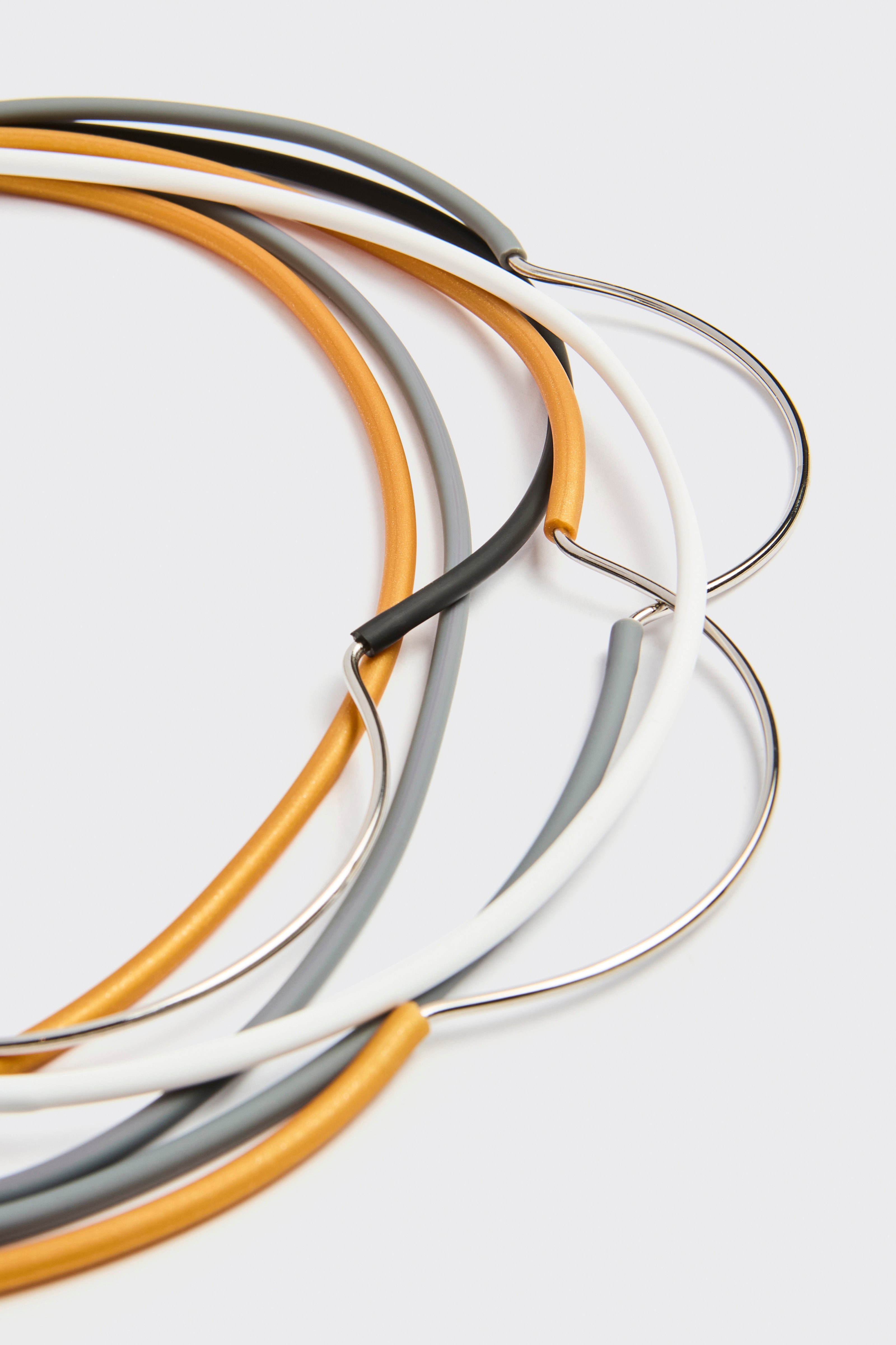 Liviana Conti Bijoux Collier Gemma multifili blanc gris