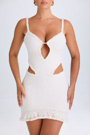 Oh Polly Jovelyn robe mini blanche volants cœur bodycon