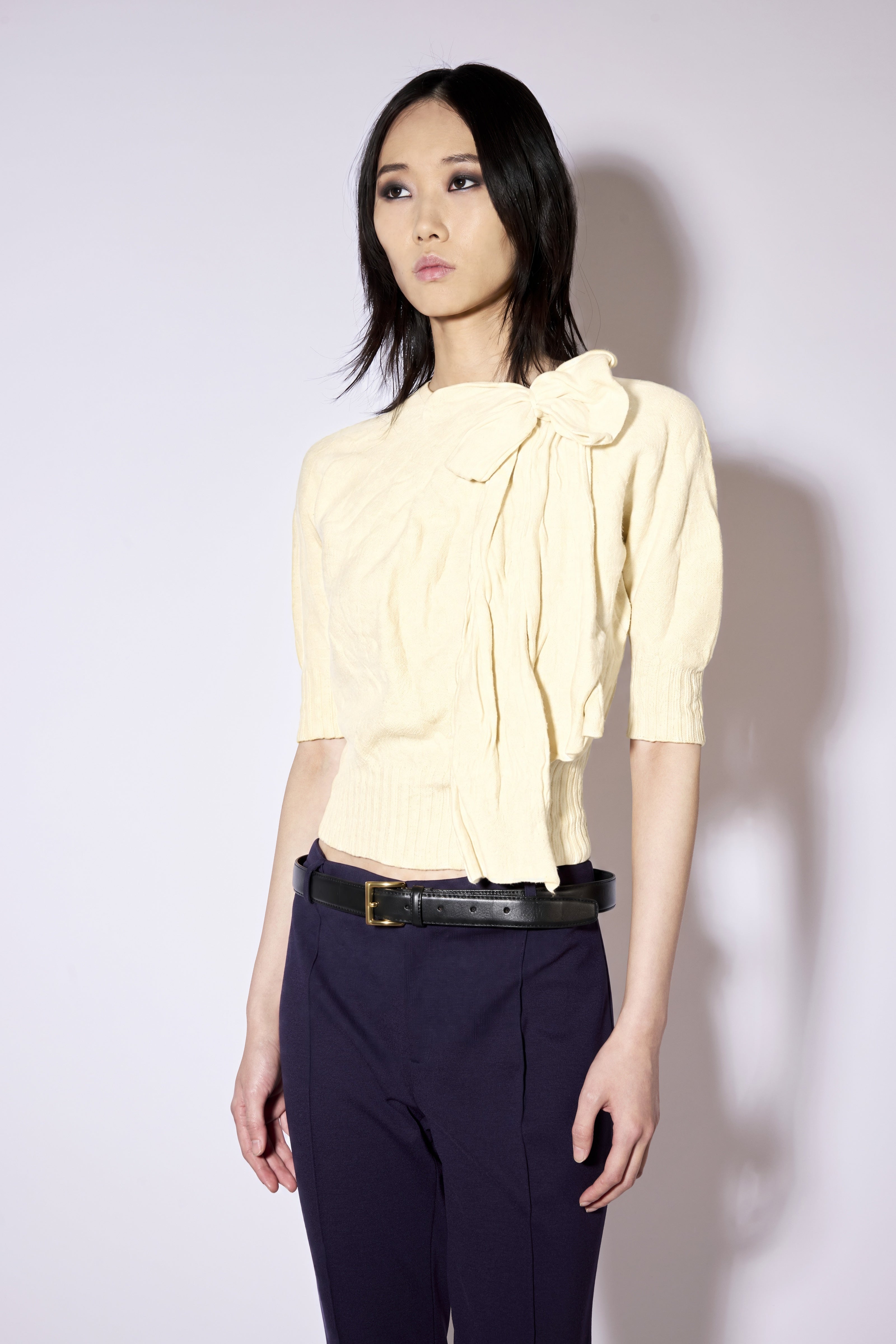 Liviana Conti Lucy pull crop laine jaune TARASSACO