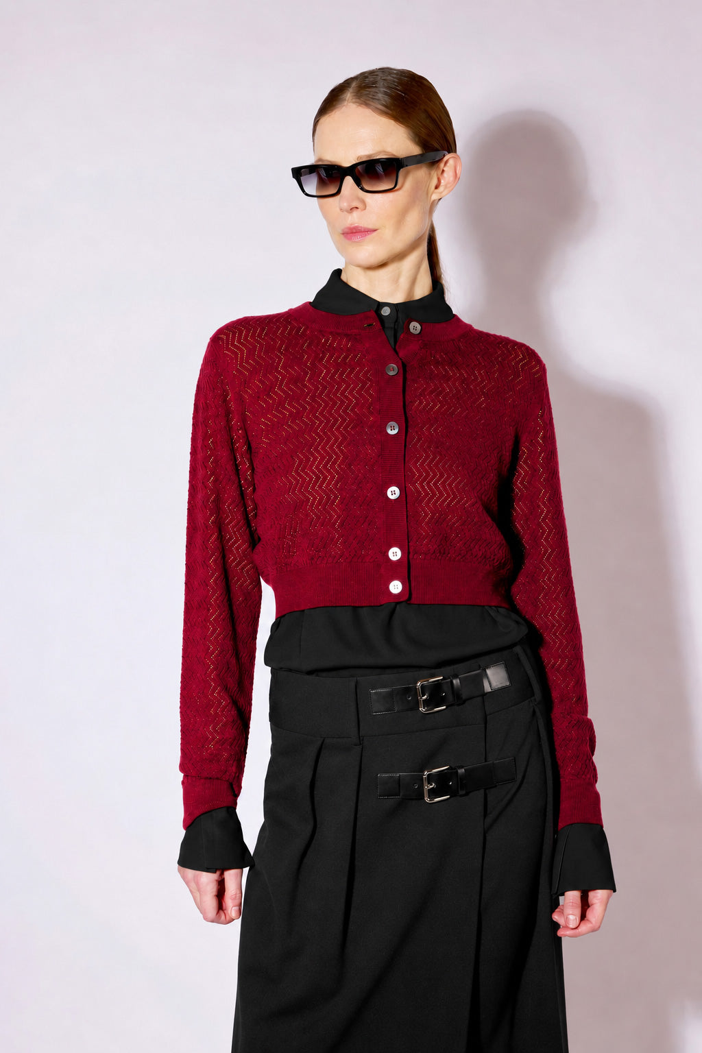 Liviana Conti Aila F6WA23 cardigan laine myrtille crop