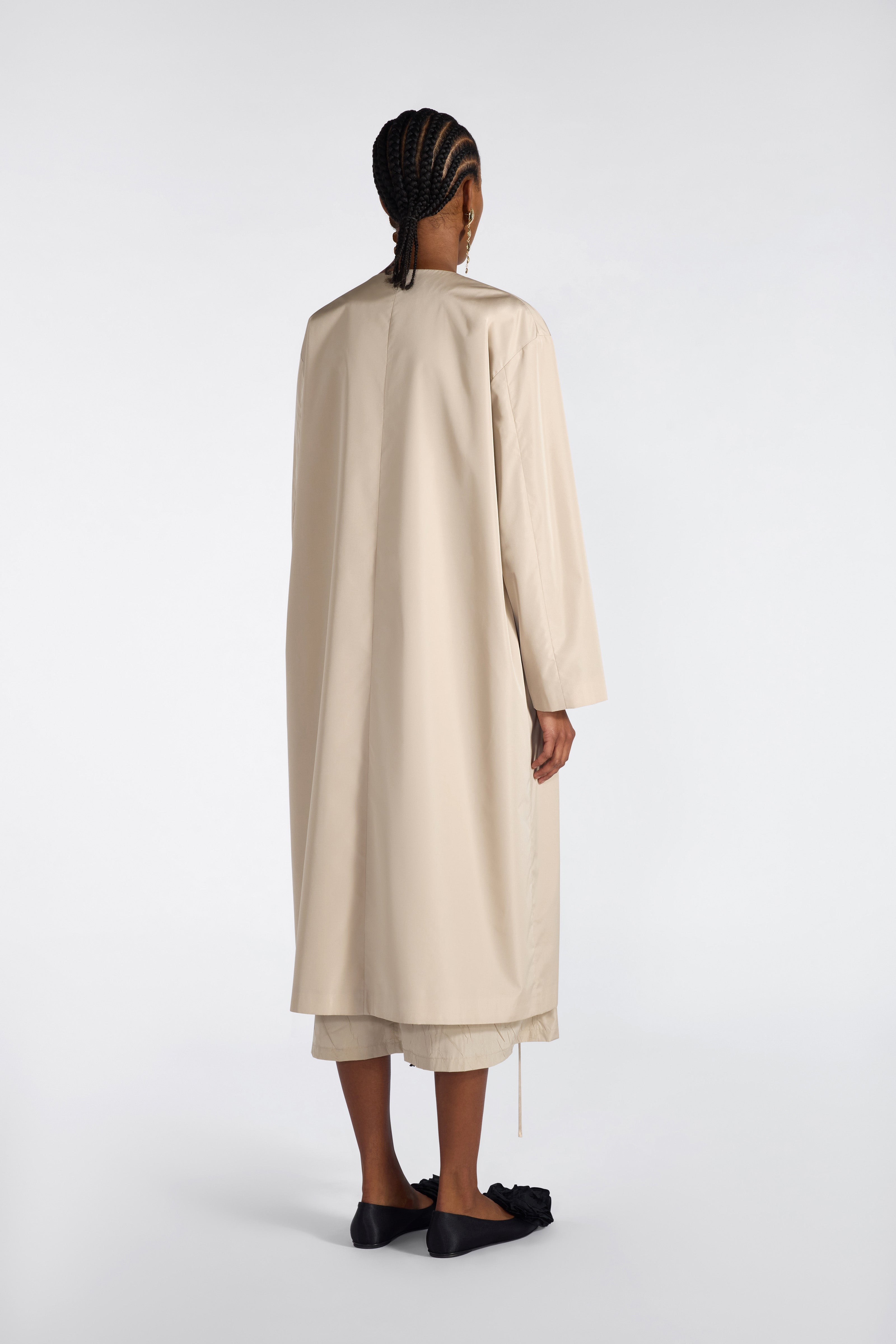 Liviana Conti Caleb manteau taffetas alabastro