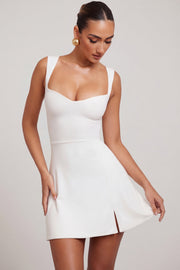 Oh Polly Jolie 6193 mini robe blanche col cœur bodycon