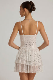 Oh Polly Embellished Orren robe mini blanche à strass