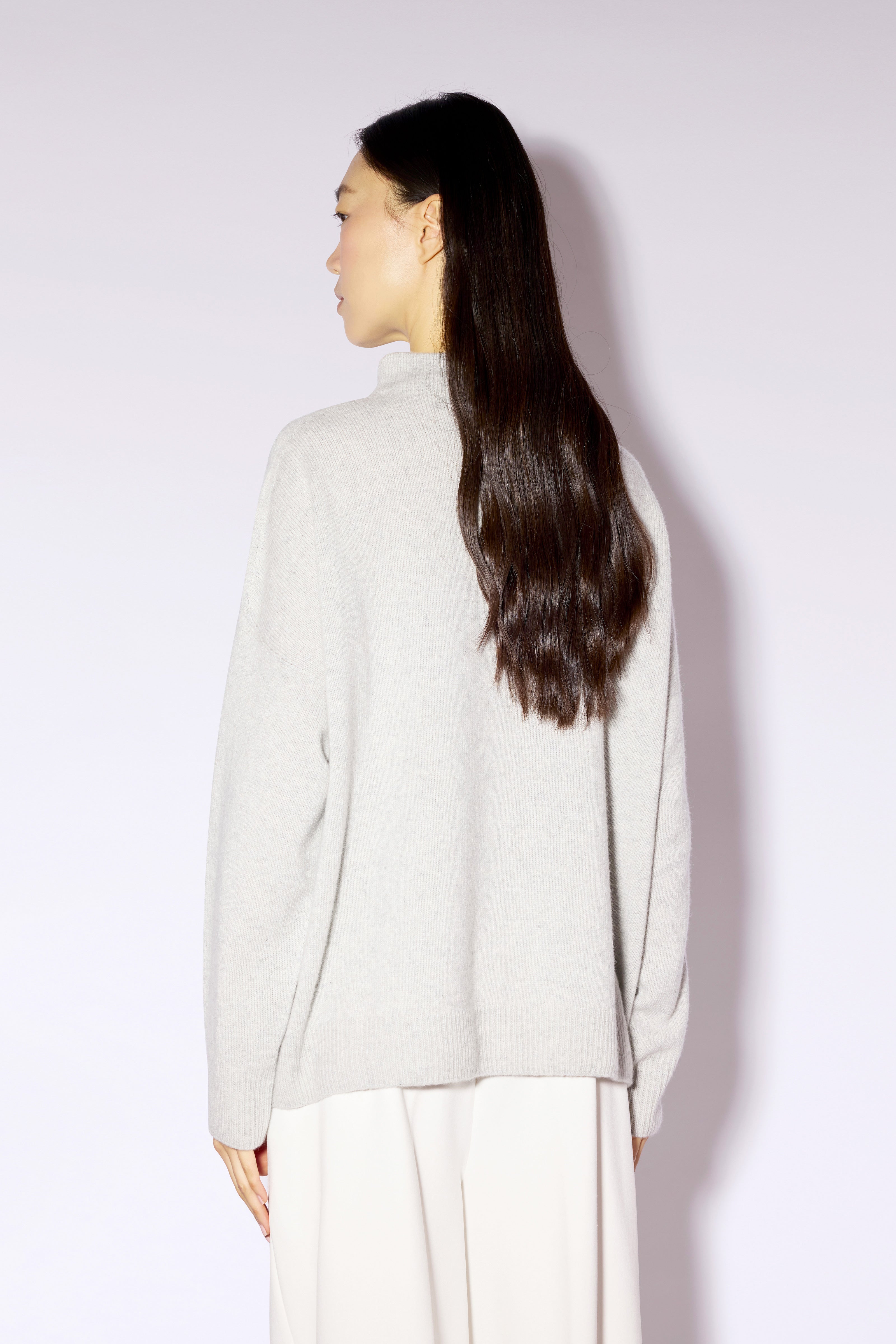 Liviana Conti Nancy pull cachemire soie gris oversize