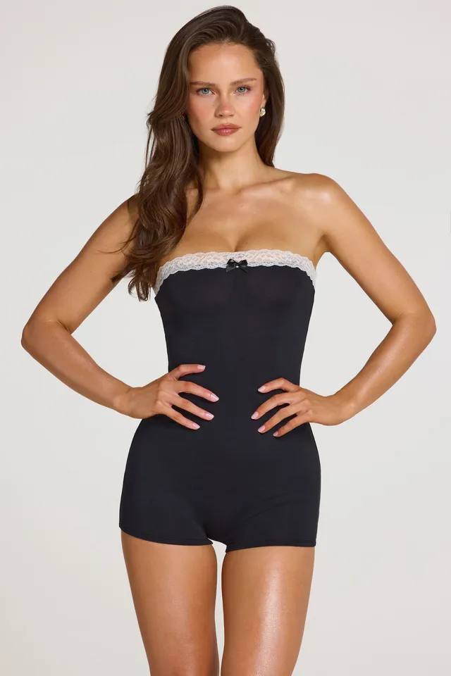 Oh Polly Jumpsuits Idalia combishort noir dentelle