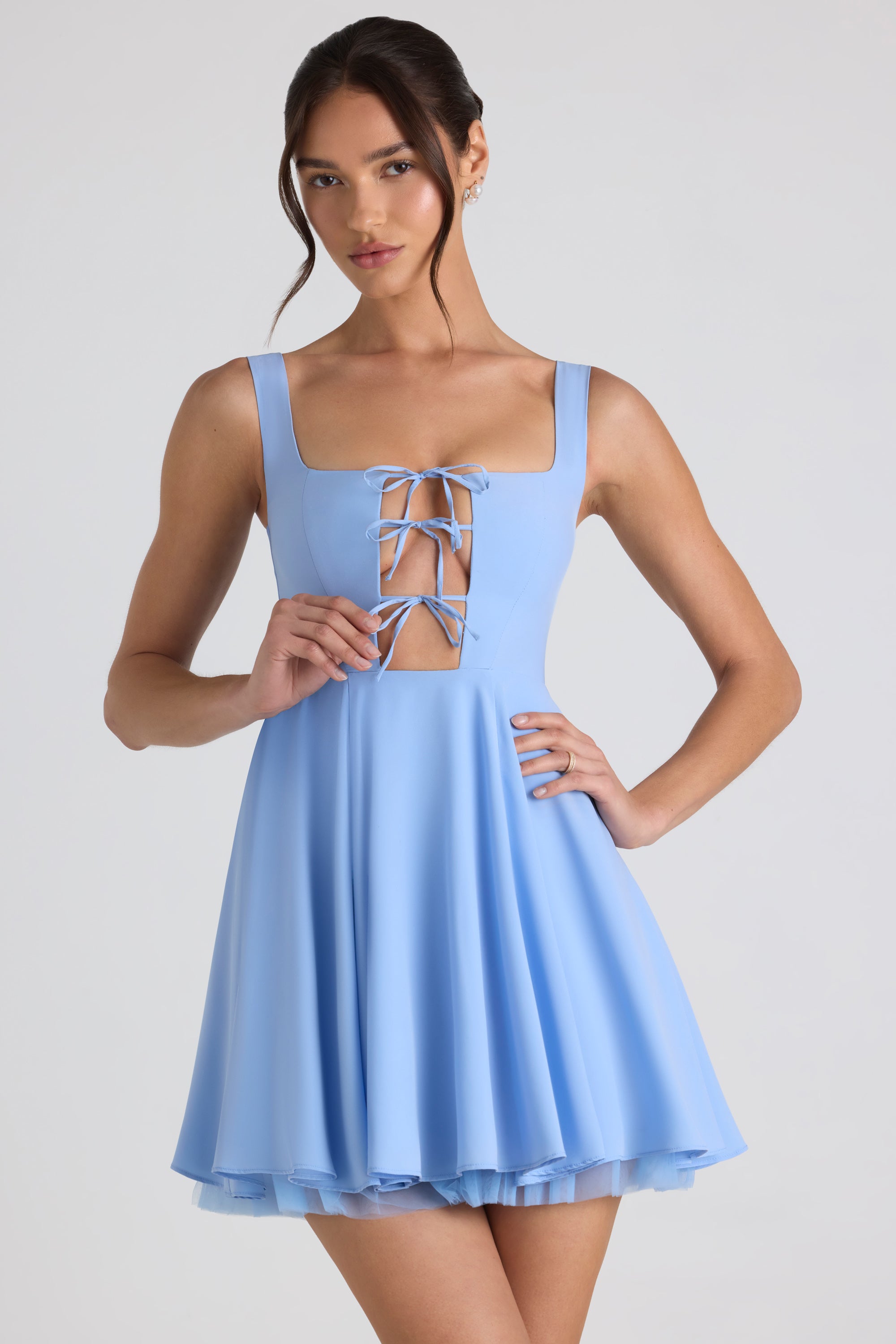 Oh Polly Nanisca 8285 mini robe bleu ciel georgette ajourée
