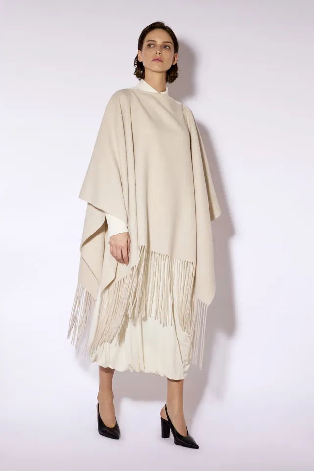 Liviana Conti Blanca A6WF09 poncho franges cappuccino