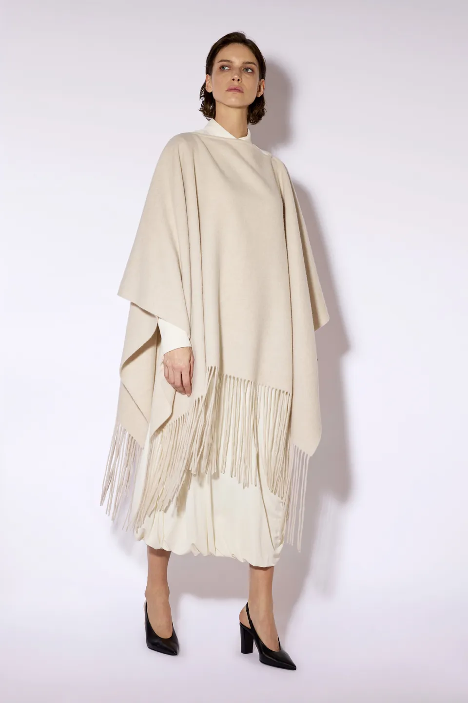 Liviana Conti Blanca A6WF09 poncho franges cappuccino