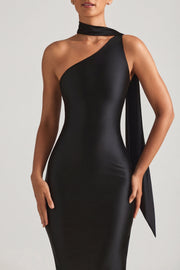 Oh Polly Sheril 13767 robe longue satin noir asymétrique
