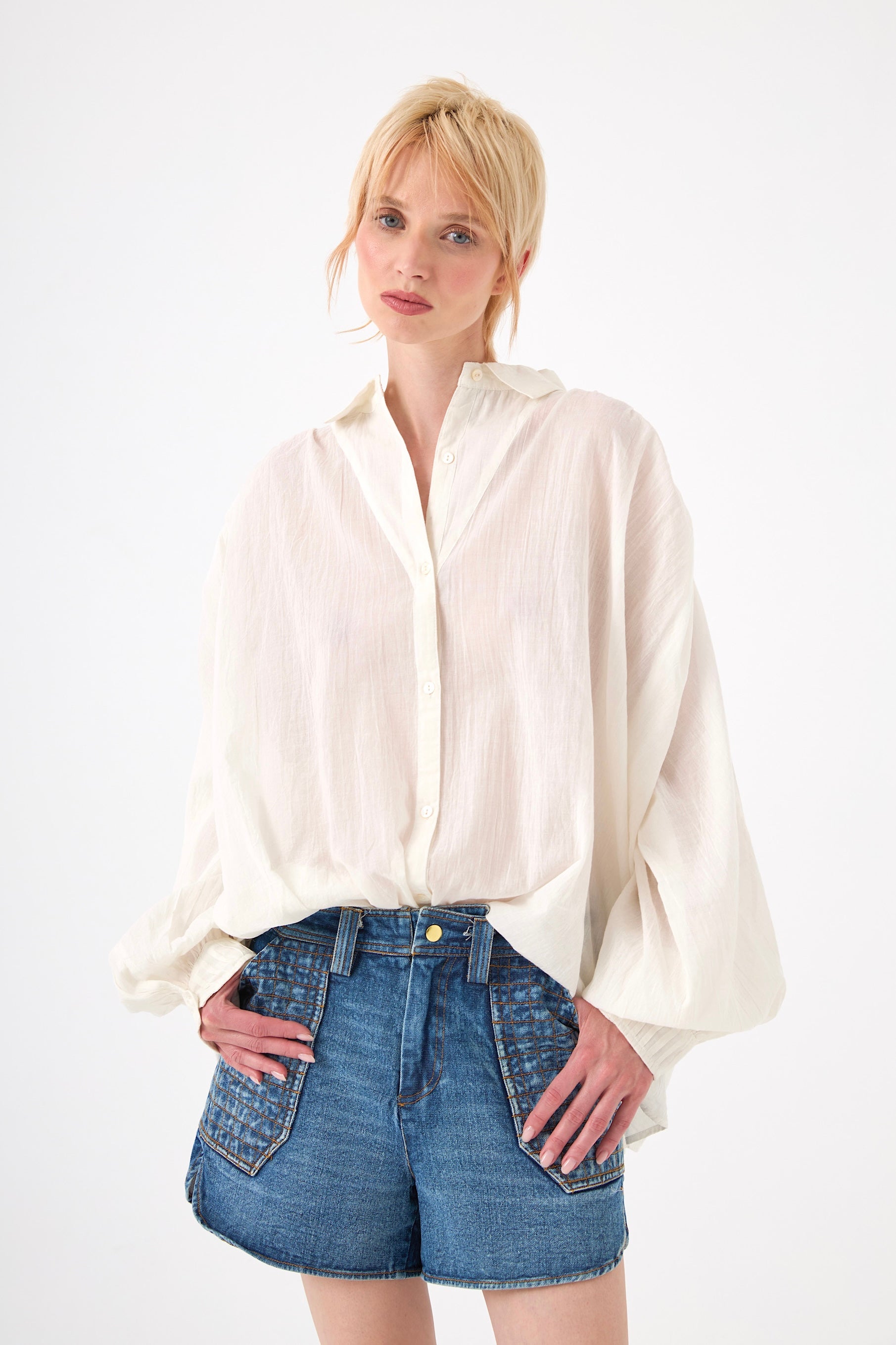 Chicosoleil Morrison short denim bleu poches
