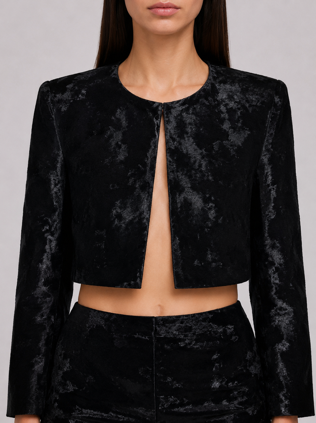The Ethiquette Louise Vest veste noire fausse fourrure