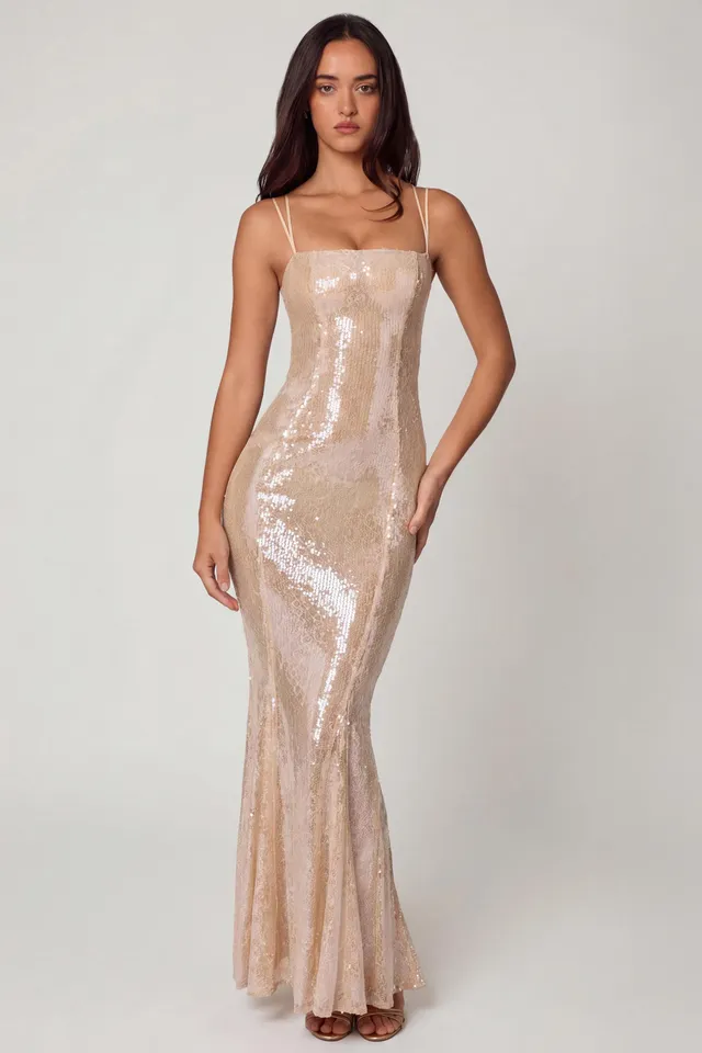 Oh Polly Sima robe longue pêche dentelle sequins