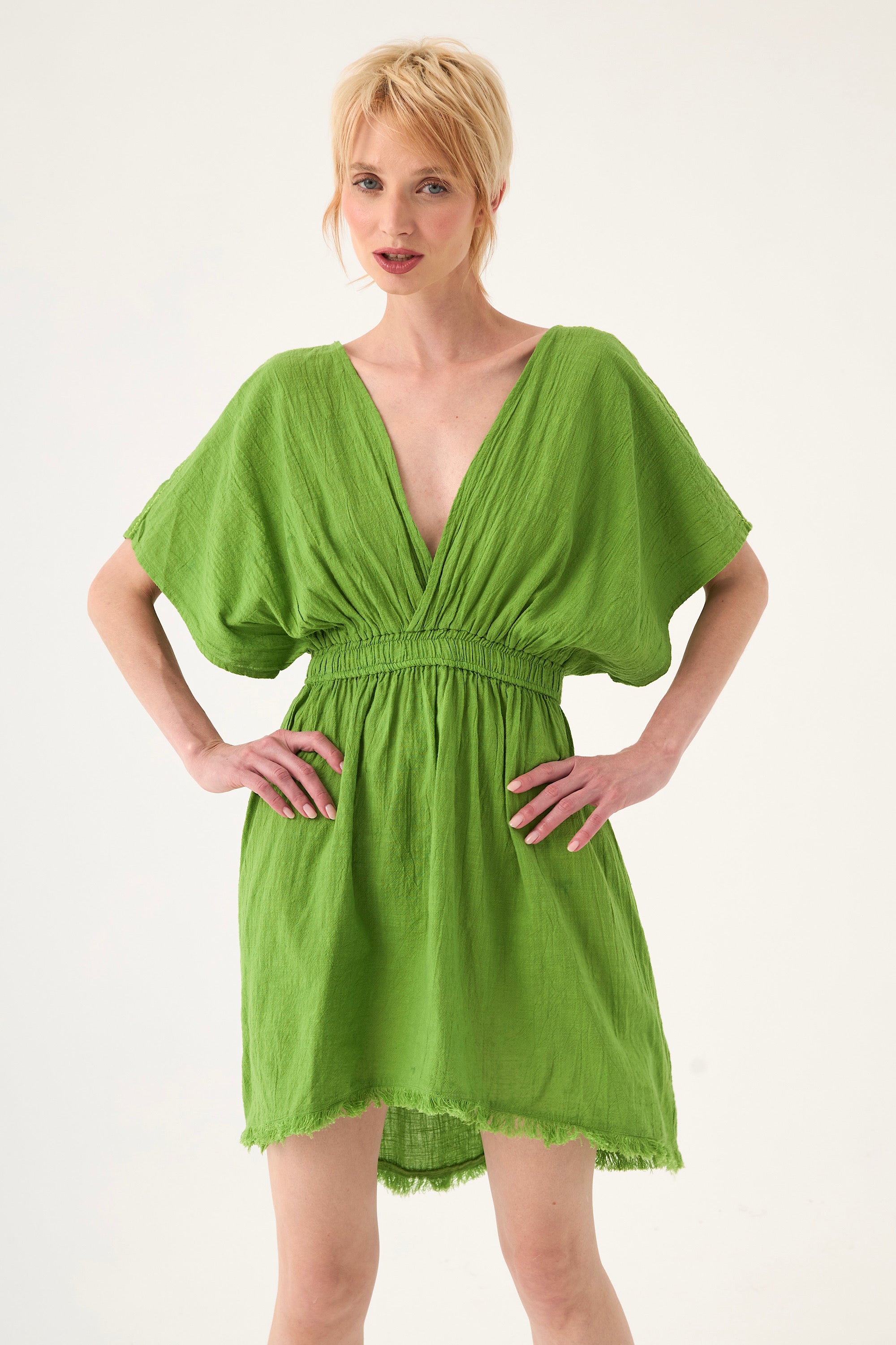 Chicosoleil Ophelia robe courte vert péridot dos nu coton