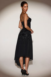Oh Polly Embellished Zelina Soft-Scoop robe noire sequins