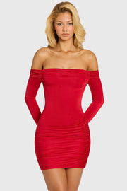 Oh Polly Xael mini robe rouge cerise épaules dénudées jersey