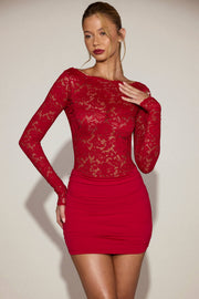 Oh Polly Eirlys robe mini dentelle rouge col bateau