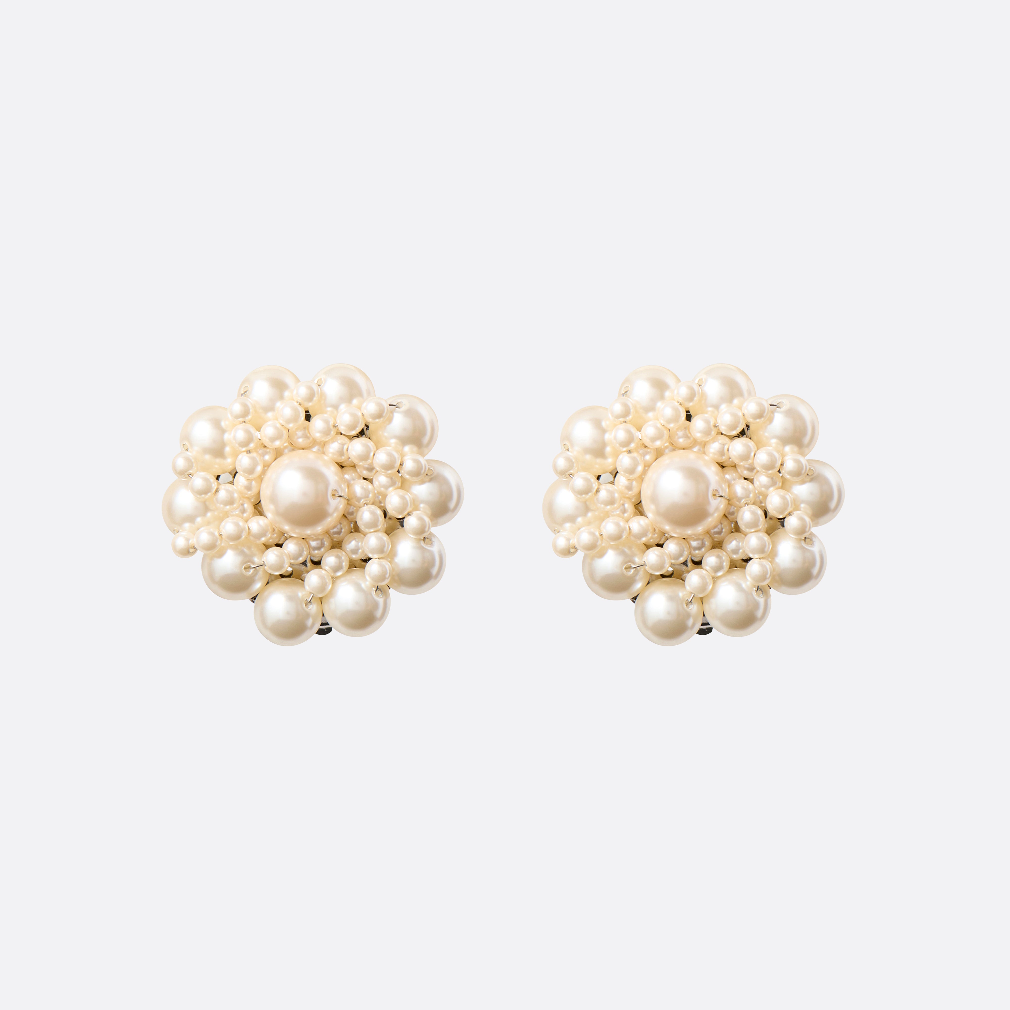 Alessandra Rich Multi-Pearl Earrings boucles clips perle