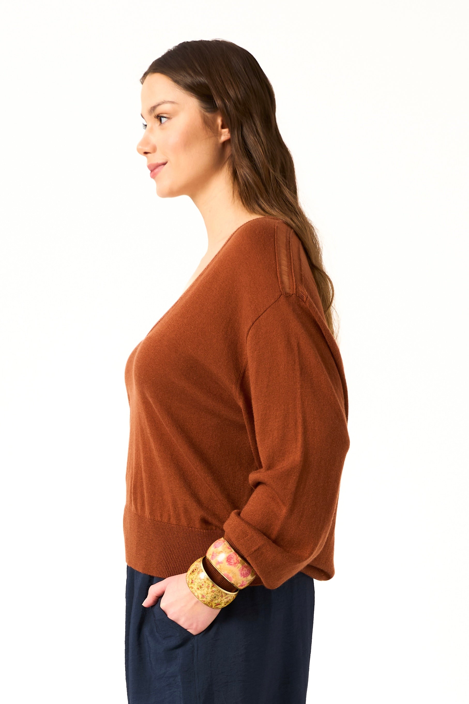 Chicosoleil Poupy pull oversize caramel col V maille