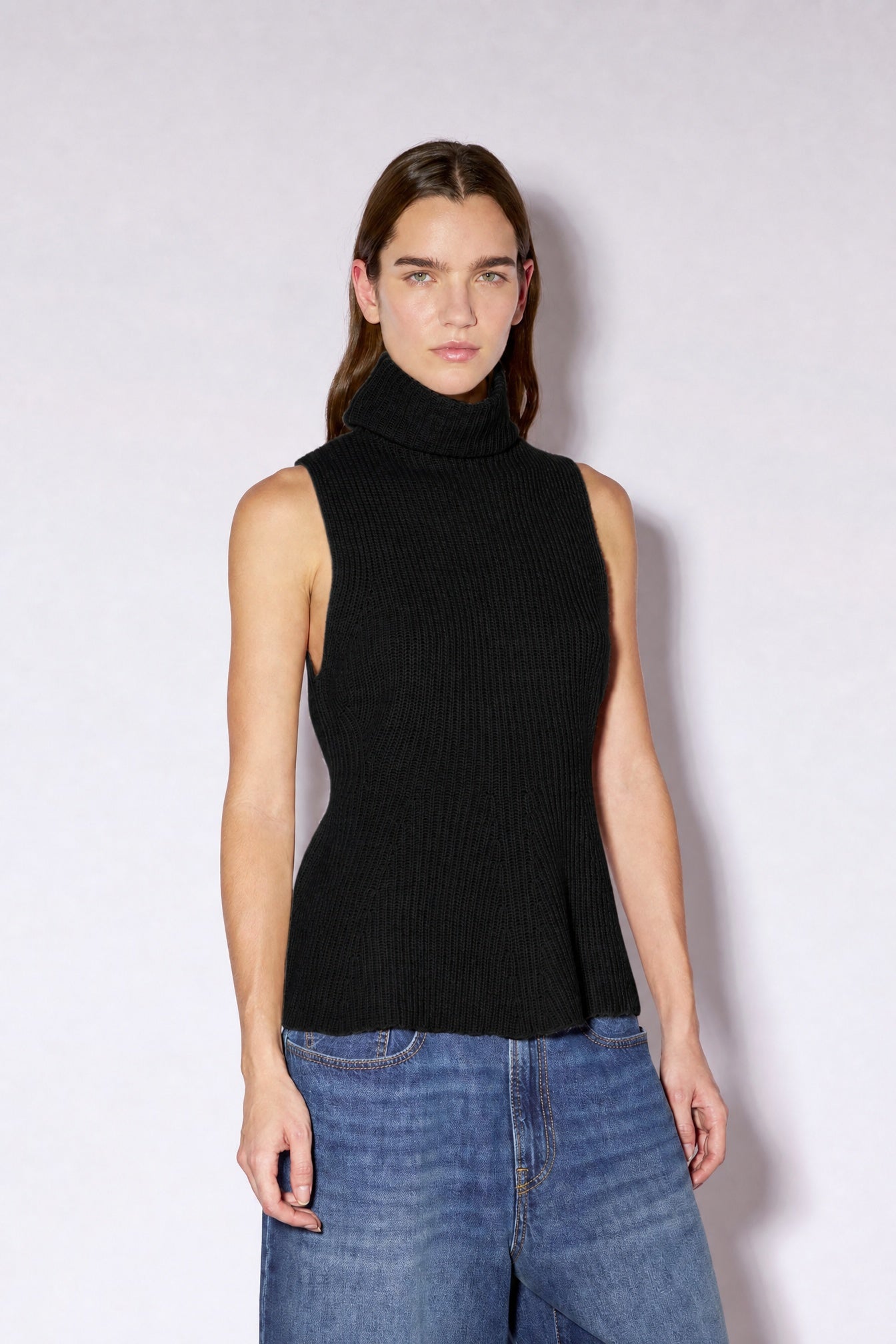 Liviana Conti Dedra gilet en maille beige cachemire