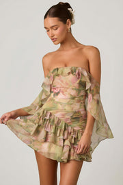 Oh Polly Birdie mini robe fleurie épaule dénudée volants
