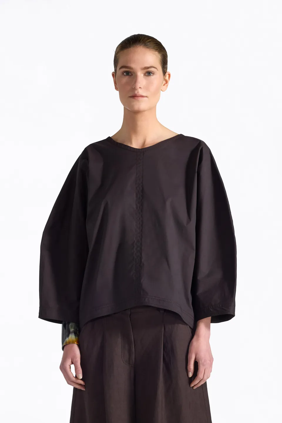 Liviana Conti Jade blouse fondente col V popeline