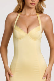 Oh Polly Elyra robe midaxi jaune beurre satin